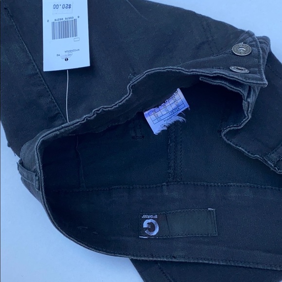 G by Guess Tania High-Rise Shorts - Picture 7 of 7